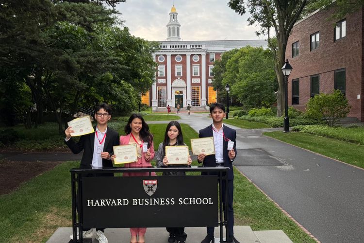 Inisiatif Mandiri, Kelompok Pelajar SMA Ini Ikut Lomba sampai Jadi Finalis di Harvard University