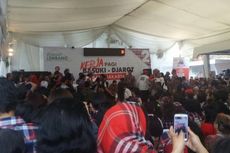 Pendukung Ahok Membeludak di Rumah Lembang