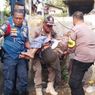 Nenek Diduga Telantar Ditemukan Dalam Gorong-Gorong di Padang, Kondisinya Lemas, Kini Telah Dievakuasi Petugas
