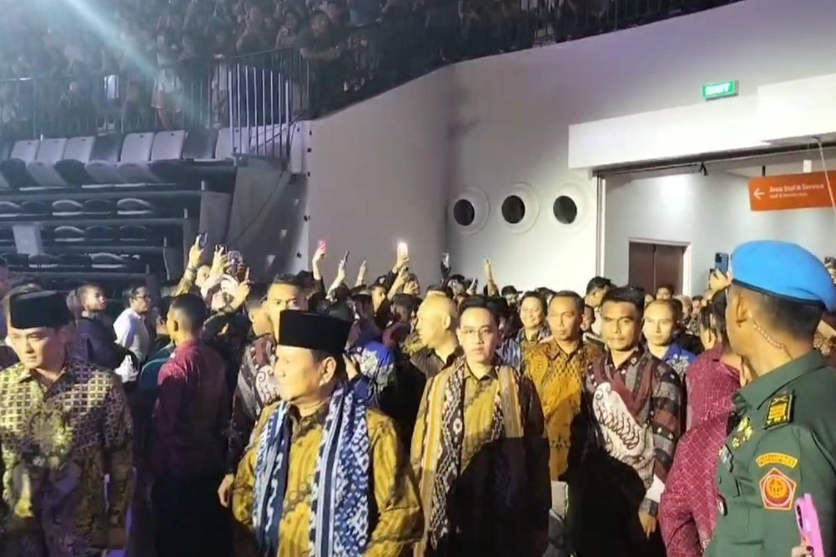 Disambut Gibran, Presiden Prabowo Hadiri Perayaan Natal Nasional di GBK