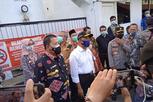 Atasi Kelangkaan, Menko PMK Minta Tabung Bekas Gas Diisi Oksigen