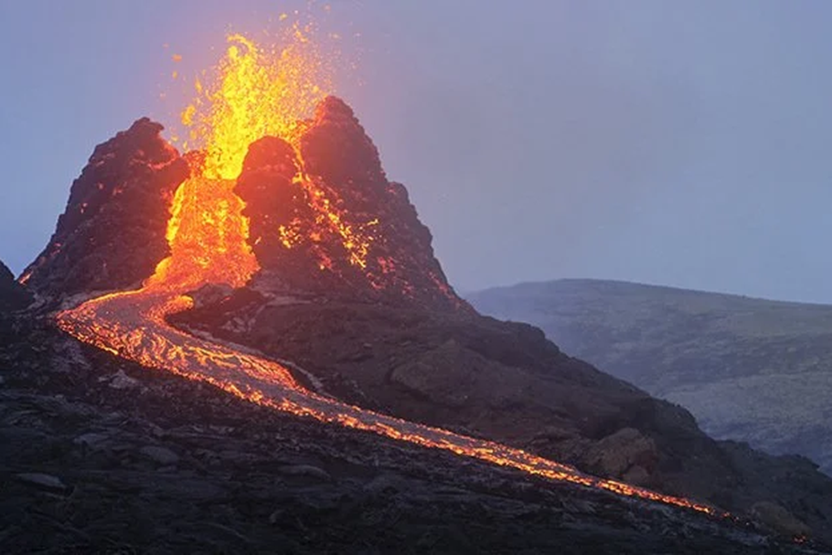 Letusan gunung berapi di Islandia terjadi pada Jumat, (19/3/2021). 