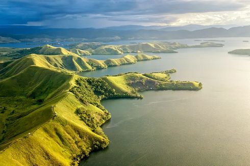 Jelajah Danau Sentani di Papua Bisa Naik 2 Kapal Ini, Cek Tarifnya