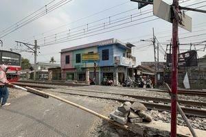Kronologi Siswa SMA Tewas Tertabrak KRL di Kalideres Jakbar, Terobos Palang Pelintasan Bareng Teman