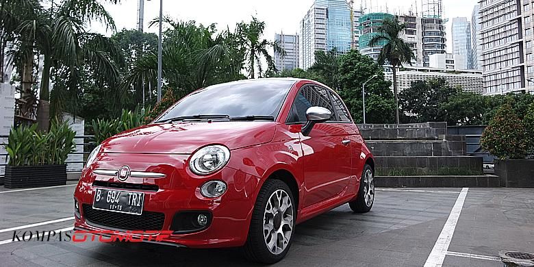 Fiat 500 Sport tampil unik untuk segmen mobil kota premium