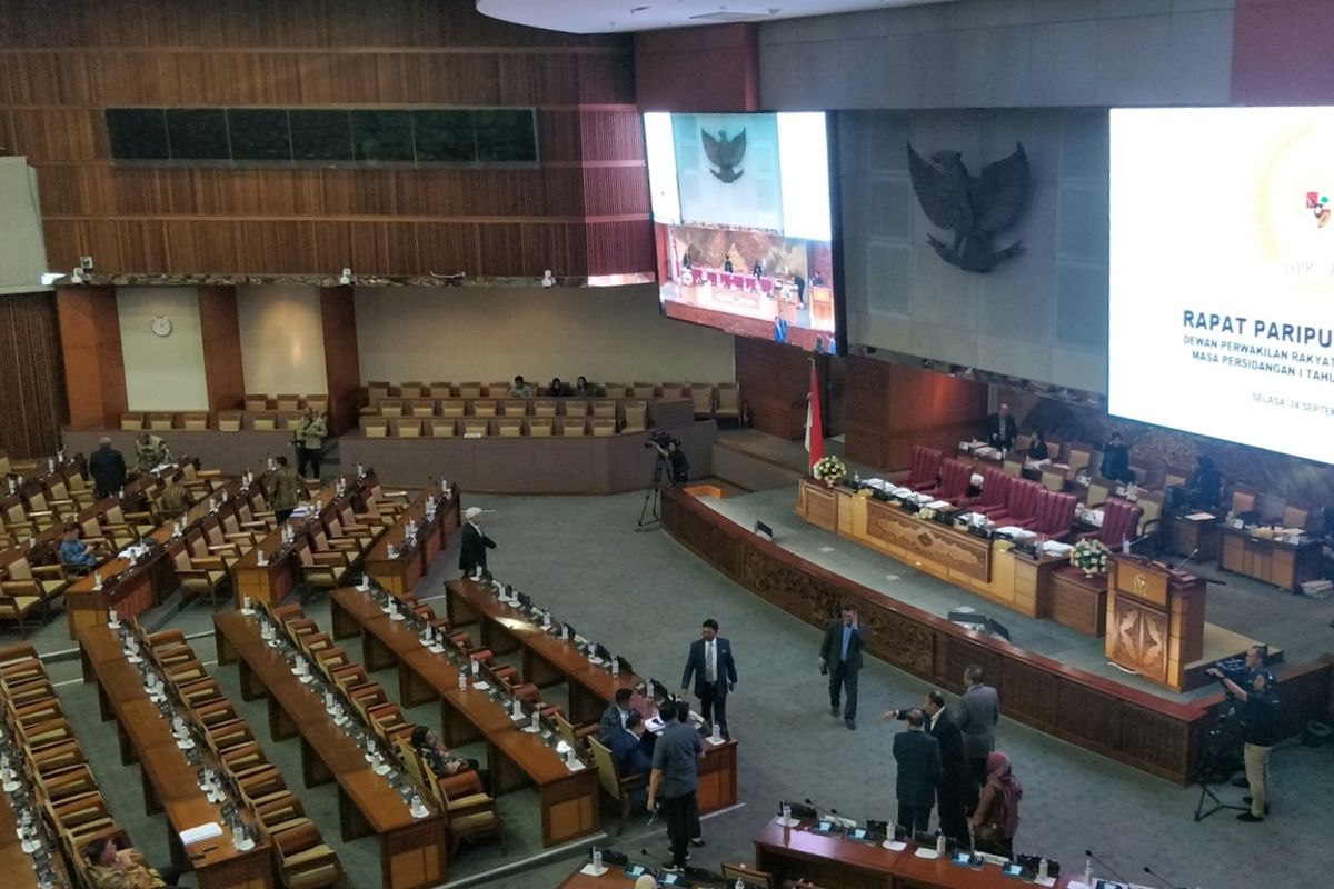 Suasana Rapat Paripurna di Kompleks Parlemen, Senayan, Jakarta, Selasa (24/9/2019).