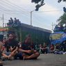 500 Sopir Truk Tutup Gerbang Kantor Bupati Banyuwangi, Tuntut Diperbolehkan Uji KIR