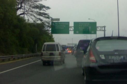 Kemacetan Tampak di Tol Jagorawi hingga Simpang Gadog