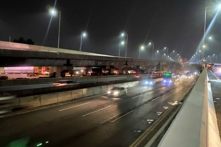 Jalan Tol Layang Japek telah memasuki tahap finishing sebelum diresmikan