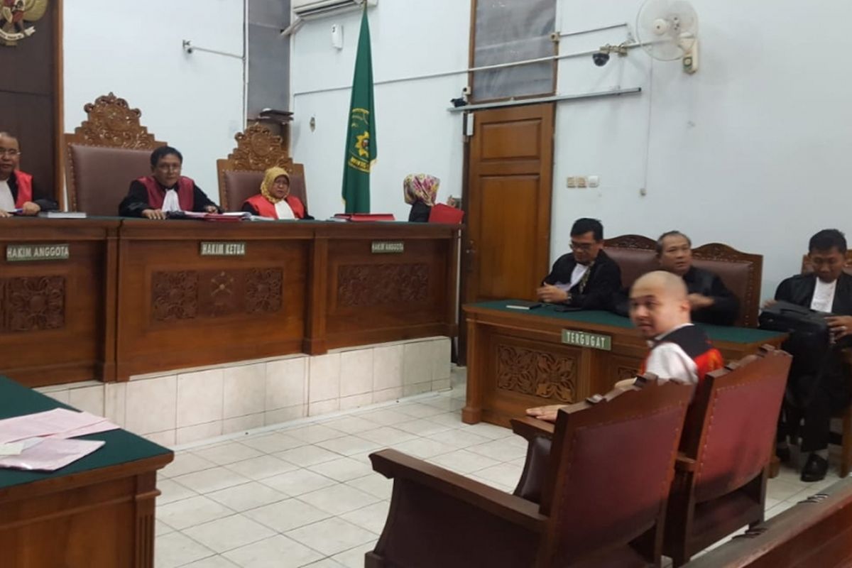 Suasana sidang pembacaan tuntutan dalam kasus ujaran kebencian dengan terdakwa Arseto Suryoadji di Pengadilan Negeri Jakarta Selatan, Selasa (14/8/2018).