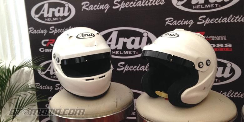 Helm Arai tipe GP yang baru diluncurkan di Indoensia oleh Cargloss Proriders, Kamis (21/1/2015).