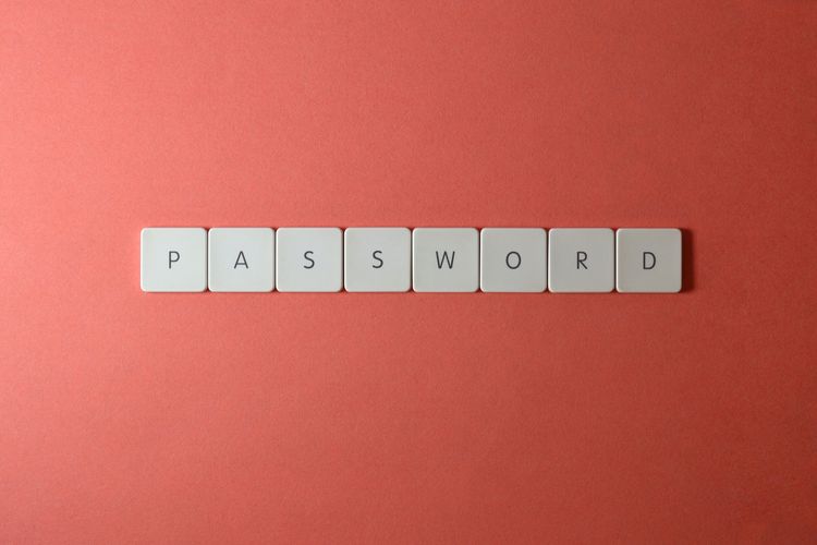 Cara membuat password yang kuat dan aman.