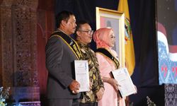 Terima Dharma Karya Kencana, Pj Gubernur Jateng: Semoga Berdampak Positif untuk Penanganan Stunting