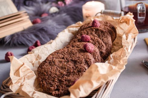 Resep Kue Kering Coklat Kacang Kenari, Bisa Jadi Hampers Imlek atau Valentine