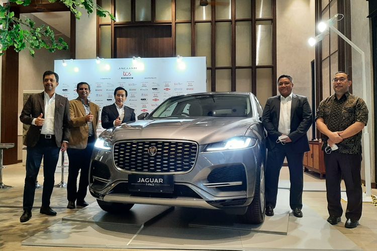 Peluncuran Jaguar F-Pace di Indonesia, Kamis (2/6/2022)