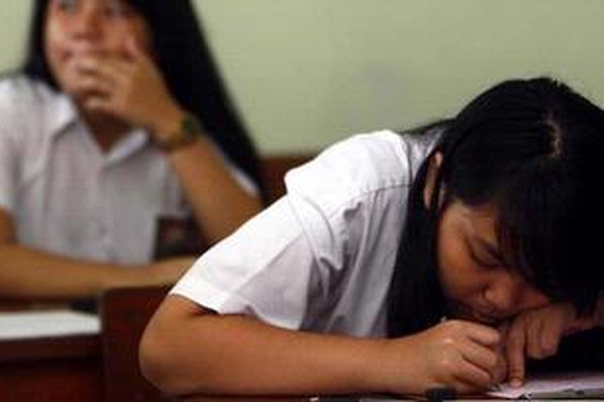 ILUSTRASI: Siswa mengatakan, pada tahun mendatang sebaiknya SNMPTN dilangsungkan setelah para siswa selesai ujian nasional (UN) karena mengganggu konsentrasi menghadapi UN.