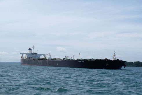 Tanker MT Young Yong yang Kandas Mengenai Pipa Gas Singapura, 284.429 Ton Minyak Dipindahkan