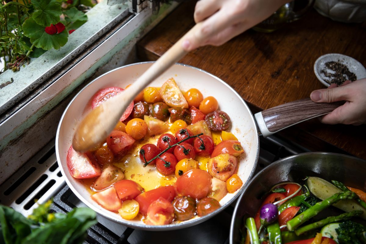5 Kesalahan Memasak yang Ternyata Merusak Kualitas Nutrisi Makanan