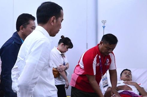 Ronaldinho Jadi Daya Tarik Jokowi Hadiri Turnamen Alex Noerdin Cup