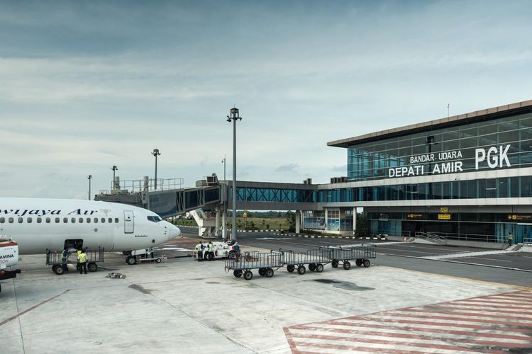 Bandara Depati Amir di Kota Pangkal Pinang, Bangka Belitung yang mengambil nama Depati Amir, pahlawan dari Bangka yang melawan Belanda pada 1850-an.