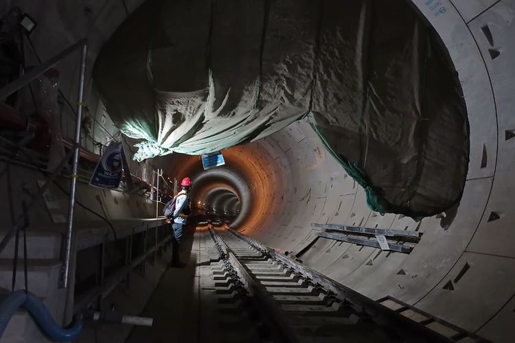 Main ke Monas Bisa Naik MRT Jakarta Mulai Tahun Depan