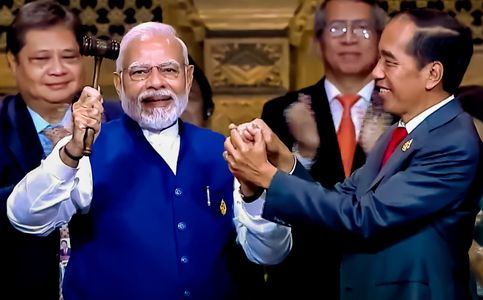 PM Modi's 'Living as One Big Family' Speech to Indian Diaspora in Indonesia