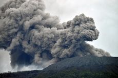 Gunung Marapi Kembali Meletus, Bandara Minangkabau Ditutup karena Abu Vulkanis