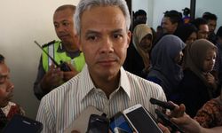 Dikritik Anak Sekolah, Ini Jawaban Ganjar...