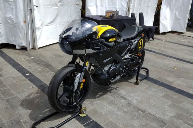 Yamaha XSR155 Cafer Racer