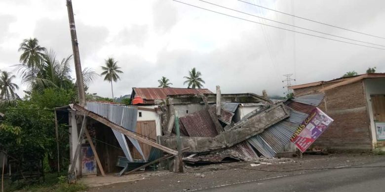 Gempa tektonik 5,9 sr guncang majene dan daerah sekitarnya, gunung longsor hingga gedung ambruk dilaporkan rusak