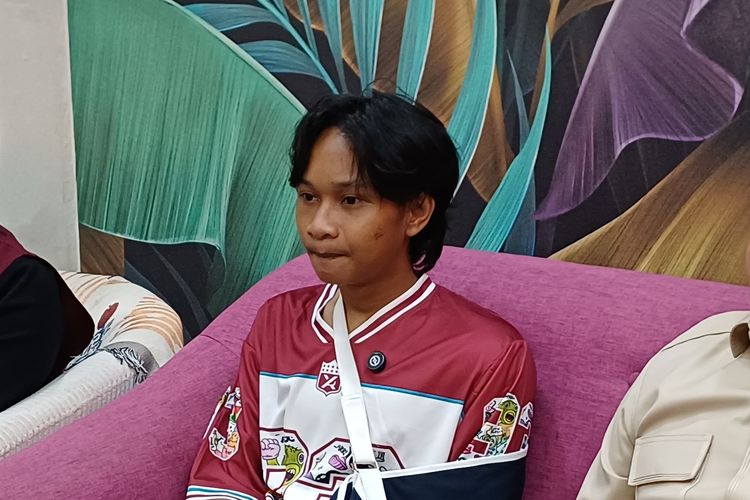 Sang Ibu Hampir Pingsan Saat Tahu Fajar Sadboy Alami Kecelakaan Tunggal