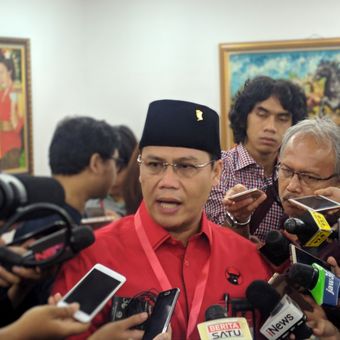Wasekjen PDI-P Ahmad Basarah di Kantor DPP PDI-P, Jakarta, Sabtu (1/9/2018).