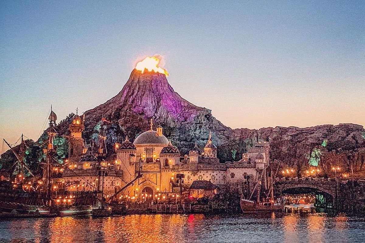 DisneySea di Tokyo, Jepang.