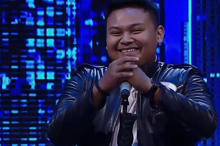 Dian Amanda, kontestan Indonesian Idol X, di babak eliminasi 3.