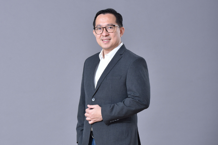 Direktur Relationship Banking Bank Saqu Hendrik Komandangi. 