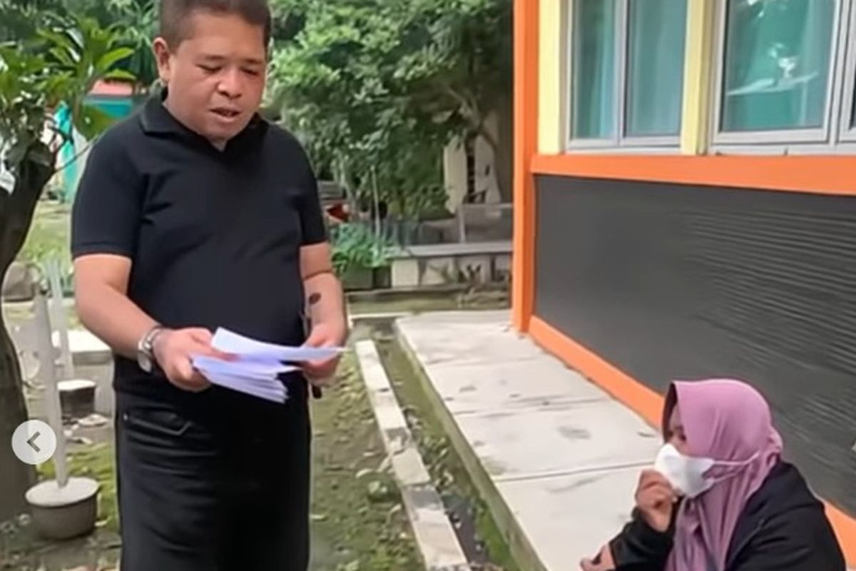 DLH Kota Semarang menemukan pelaku pungli yang menyamar sebagai penyapu jalan lalu meminta uang kepada pelaku usaha dengan dalih THR Lebaran.