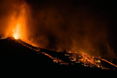 Gunung Berapi Meletus di Pulau Atlantik, Pertama Kali dalam 50 Tahun