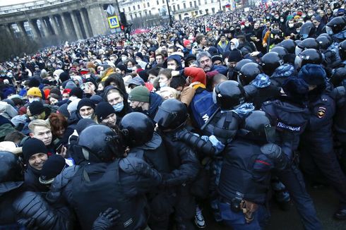 Aparat Rusia Tangkap 3.000 Orang dalam Protes Pembebasan Alexei Navalny