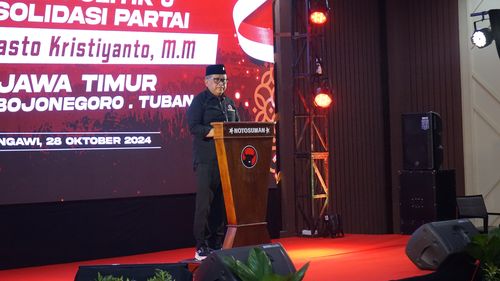 Konsolidasi PDI-P di Jatim, Hasto Soroti Intimidasi Kades di Pilkada