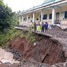 Hujan Deras Sebabkan Banjir hingga Tanah Longsor di Pulau Bawean Gresik