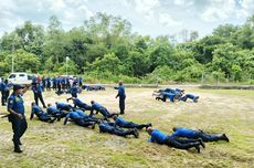 PELNI-Polri Lepas 237 Personel dan Bantuan Logistik Via KM Egon ke Sumatera