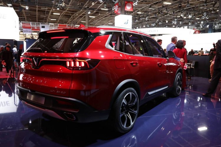 Vinfast, merek kendaraan premium dari Vietnam, memperkenalkan produknya pertama kali di Paris Motor Show 2018