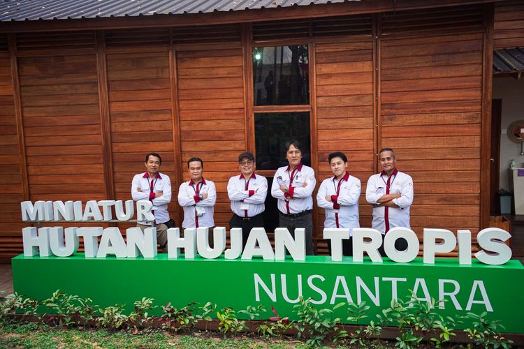 MHU yang merupakan anak usaha MMS Group Indonesia (MMSGI), mengembangkan 30 hektar area Miniatur Hutan Hujan Tropis. Selain itu, MHU juga turut serta membangun kawasan Hutan Lindung seluas 1.000 hektar.
