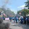 Demo 11 April, Mahasiswa Blokade Ruas Jalan Utama di Makassar