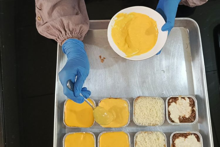 Lasagna, spaghetti brulee, dan dennys pastry menjadi tiga produk unggulan dari Delicio Pasta dengan menggunakan saus handmade dari brand rumahan yang dibangun Dias Istiana dari kecintaannya pada masakan Italia.