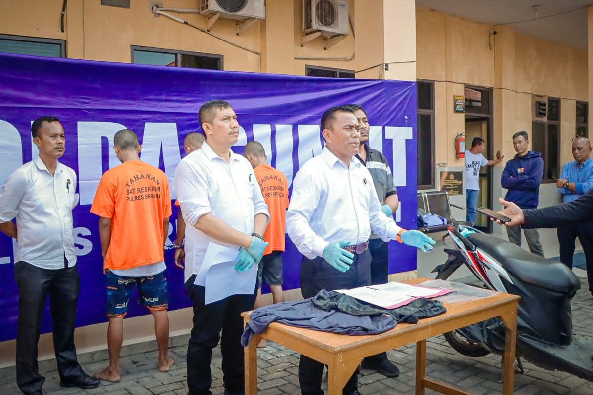 Polisi memaparkan kasus mantan karyawan di Sergai, curi brankas bosnya yang  berisi uang Rp270 juta, Senin (18/3/2024) 