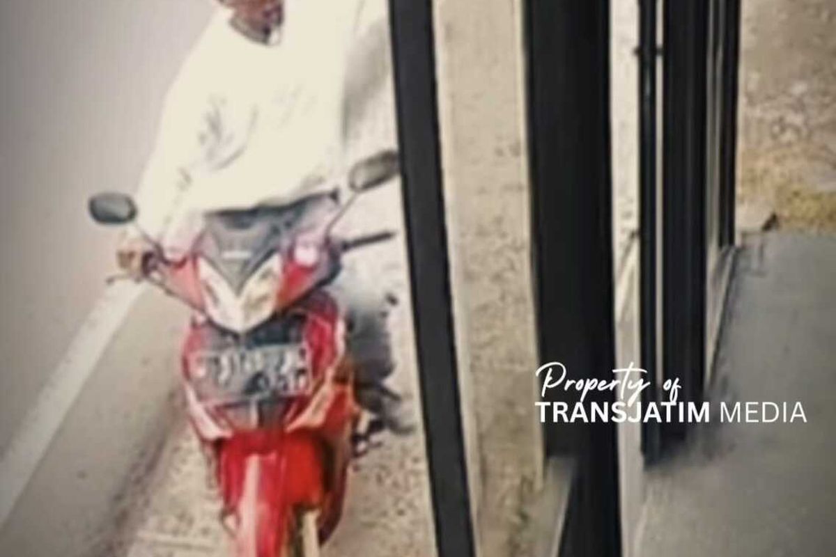 aksi perusakan halte bus Transjatim Koridor II