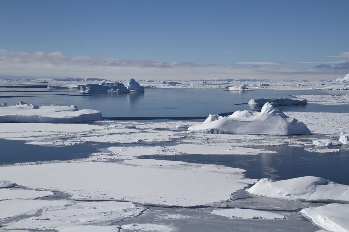 Samudra Selatan di perairan bagian selatan Antartika. Samudra Selatan (Southern Ocean) resmi menjadi samudra kelima di planet Bumi.