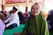 Cerita Nenek Masiem Berangkat Naik Haji Setelah 11 Tahun Menabung dari Hasil Panen Padi