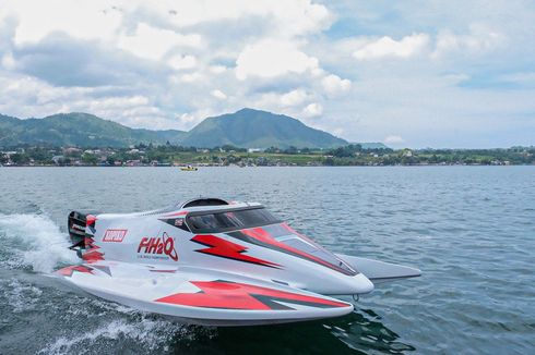 Pengunjung F1 Poweboat Danau Toba Diperkirakan 2 Kali Lipat dari Target 25.000 Orang